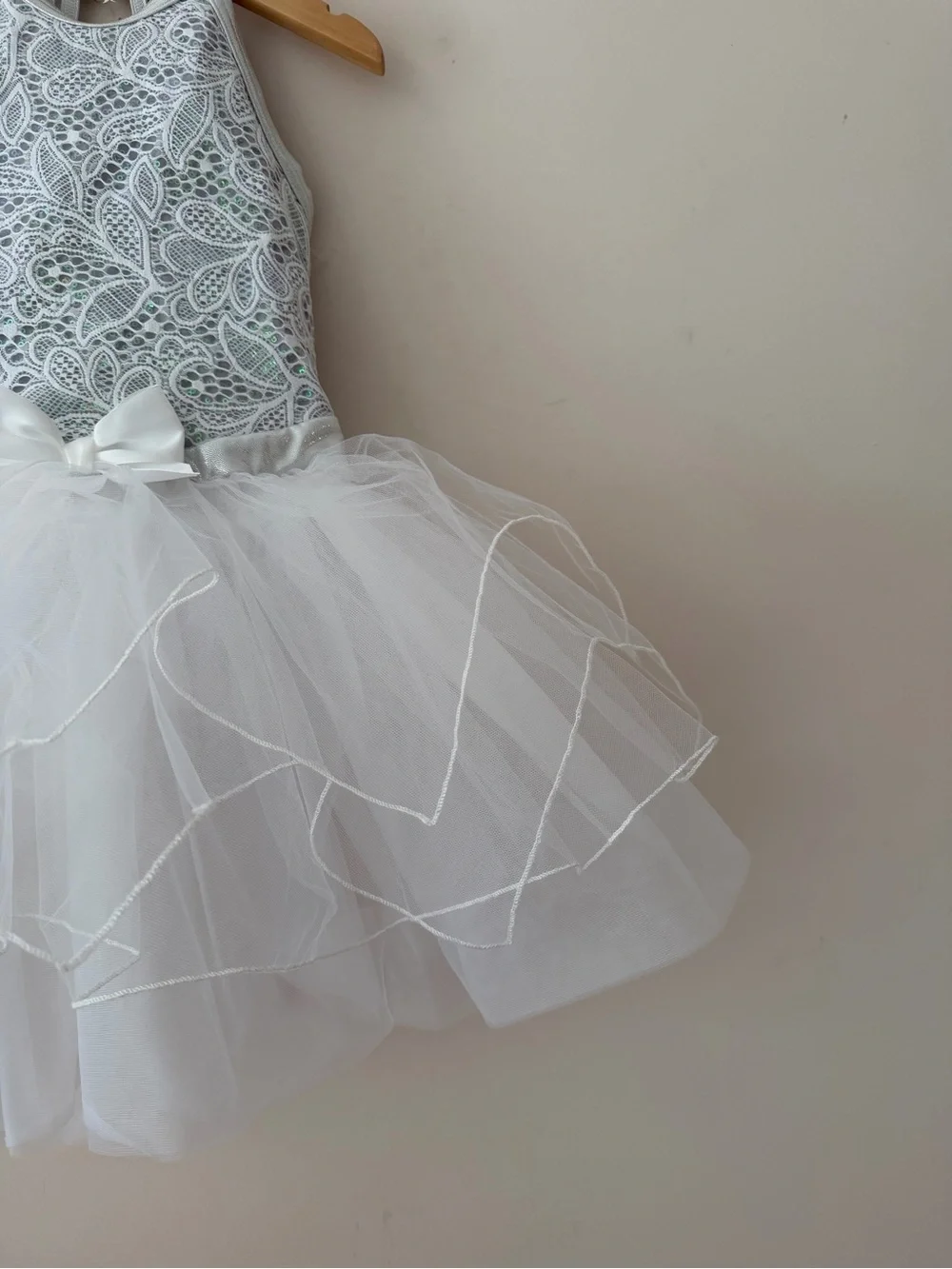 WEISSMAN EUC White Silver Sequin Lace Angel Tutu Ballet Dance Recital Costume